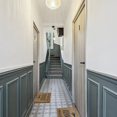 Alfort 1 Modern Flat * מזון-אלפורט