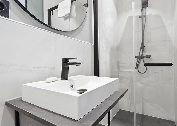 Alfort 1 Modern Flat Apartment